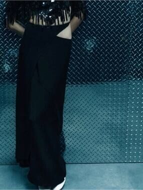 ZARA LONG SWING SKIRT LIMITED EDITION